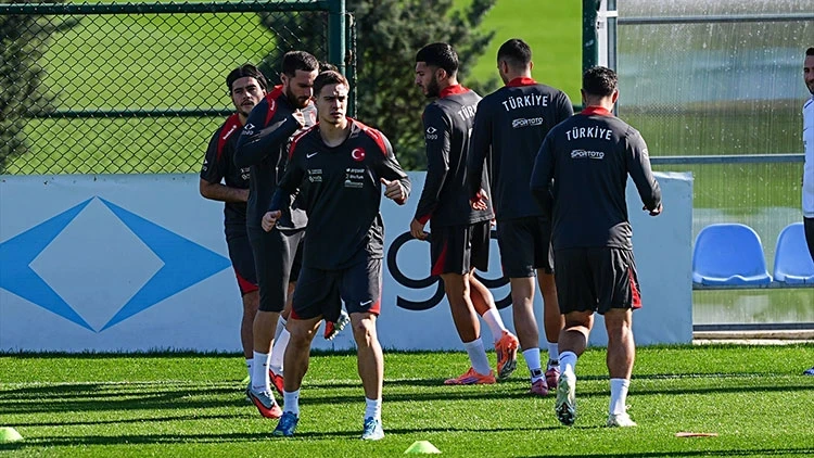 A Milli Futbol Takımı, Bulgaristan Maçına Hazır E Grubu Beşinci