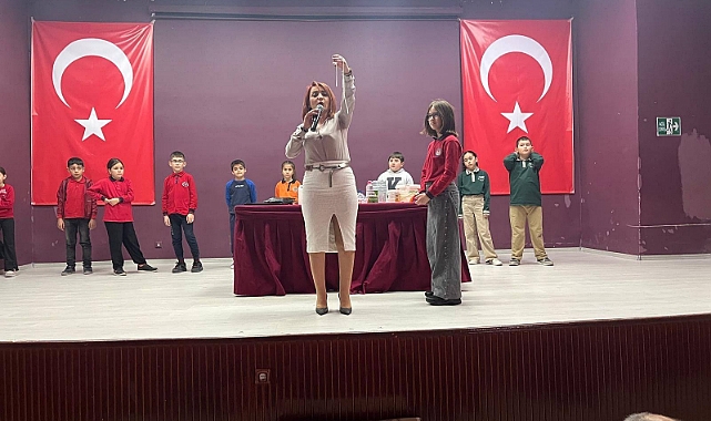 Niksar’da Bilim Tutkusunu Alevlendiren Etkinlik: Mucit Abla ile Bilim Gösterisi