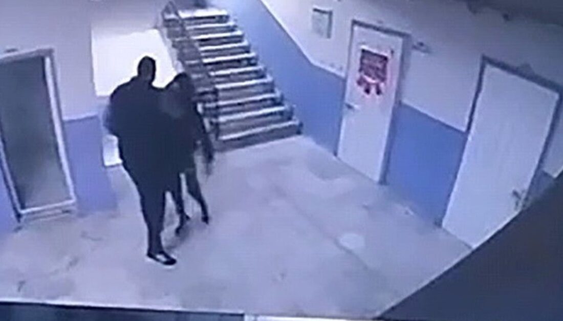 Manisa’da Okul Müdürü Otizmli Öğrenciyi Merdivenden İtti Turgutlu’daki Skandal Olay