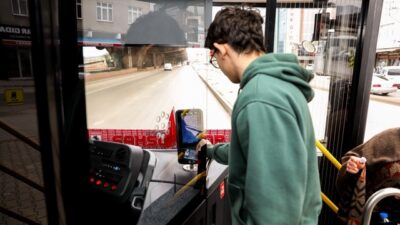 OMÜ Eczacılık Fakültesi Öğrencilerine Özel Ulaşım Hizmeti Samsun Büyükşehir Belediyesi’nden