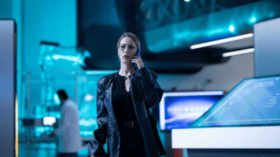 Disney+’ta "Sekizinci Aile" Rüzgarı Esti: Haluk Bilginer ve Hazal Kaya