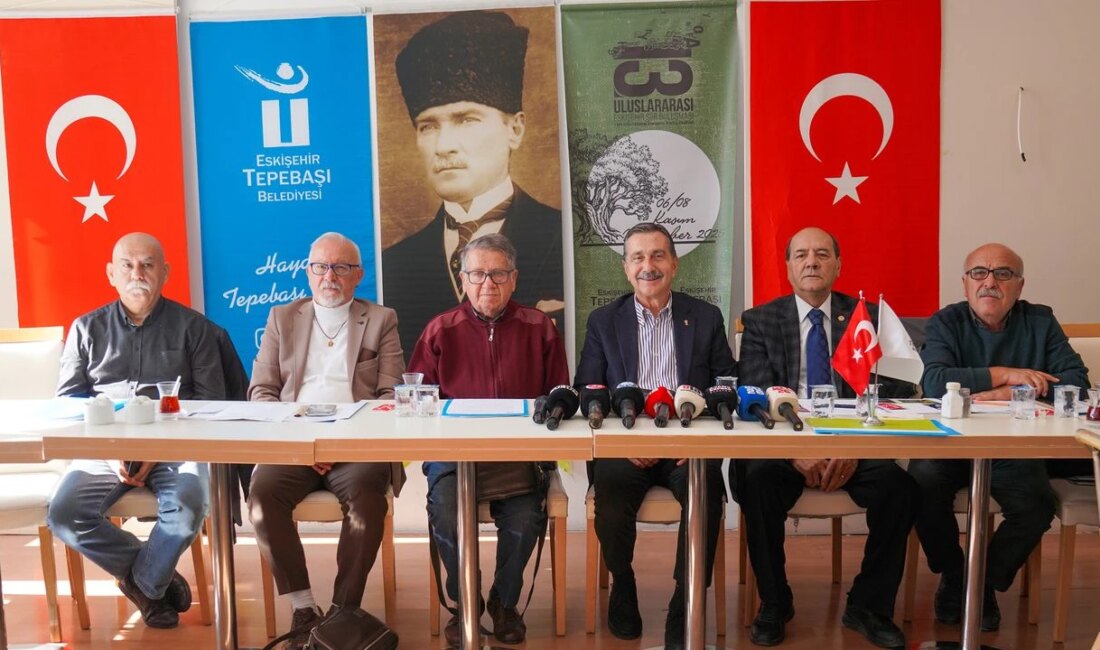 Tepebaşı Belediyesi’nden Büyüleyici Bir Şiir Festivali: 13. Uluslararası Eskişehir Şiir