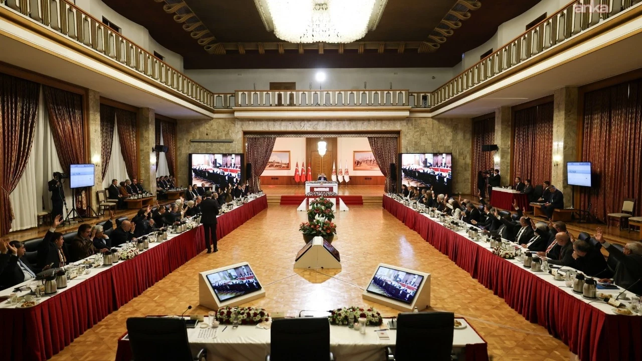 Son Dakika AKPden Yesil Isik CHPden Gelisimde Son Ana Tepki