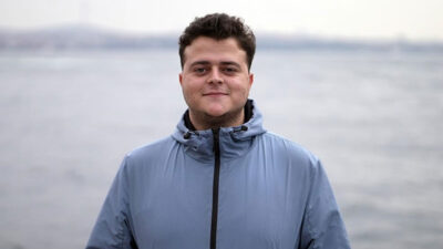 Flaş Gelişme: Osmanlı Türkçesini Yaşatmak İçin Sosyal Medyada Farkındalık Yaratan