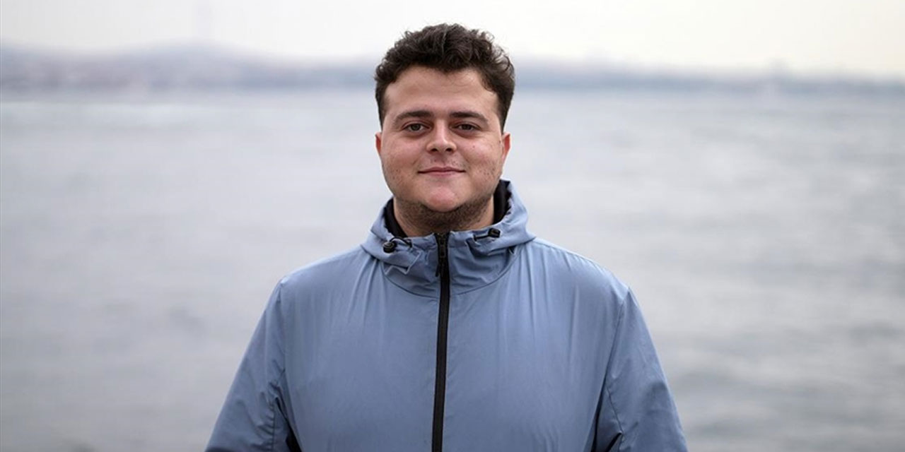 Osmanlıca konuşmasıyla gündem olan genç, dil zenginliğimizi tekrar hatırlatıyor