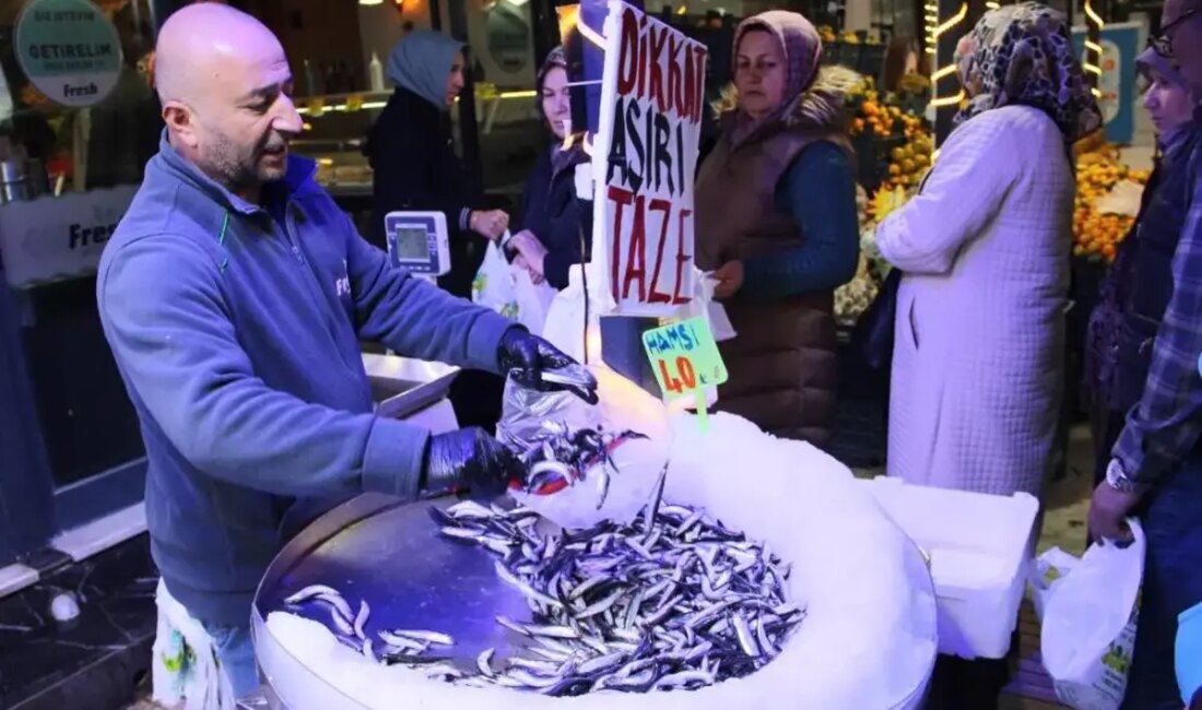 Flaş Gelişme: Çorum’da Ucuz Hamsi Satışı Başladı Hamsinin Kilosu 40