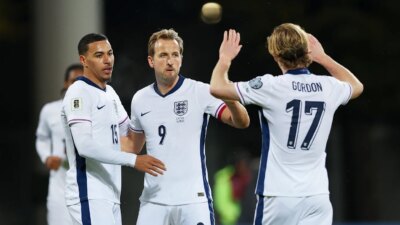 Inglaterra lidera el Grupo K en las eliminatorias rumbo al