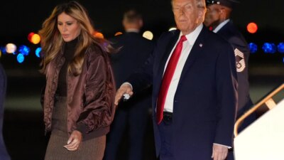 Başkan Trump, Mar-a-Lago’da Şükran Günü’nü Geçirdi Mar-a-Lago’da Şükran Günü Kutlaması