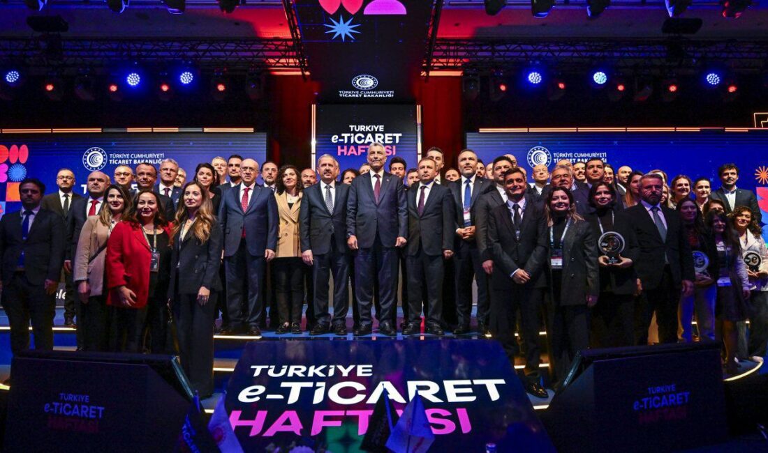 markdown Türkiye E-Ticaret Haftası: Dijital Ticaretin Ekonomideki Rolü ve Geleceği