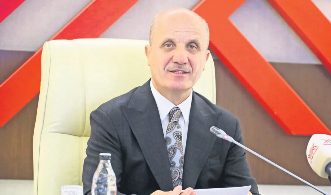 3 Yılda Mezuniyet Dönemi Başlıyor: Yükseköğretimde Yeni Model YÖK, 3