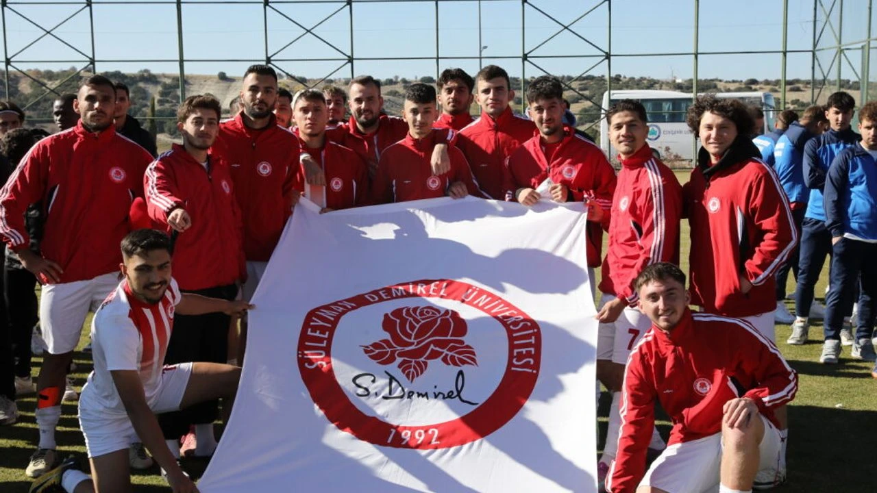 Üniversiteler Arası Futbol Eleme Grupları Yüksek Başarı İçin Start Aldı! Universiteler Arasi Futbol Eleme Gruplari Yuksek Basari Icin Start Aldi