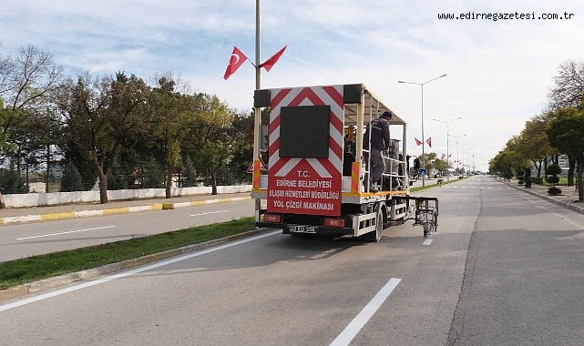 Uzunköprü’ye Destek: Son Dakika Gelişmeleri ve Tepkiler Sürekleniyor! Flaş Gelişme: Uzunköprü’de Yol Çizgileme Çalışmaları Başladı Kritik Gelişme: Ulaşım