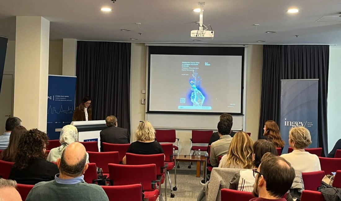 Türkiye’nin Dijital Dönüşümü: Yapay Zeka ve Çalışma Hayatının Geleceği 2025