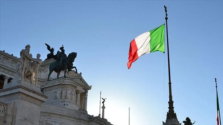 İtalya Parlamentosu, Kadın Cinayetini Ceza Yasasına Dahil Etti Kadın Cinayetlerine