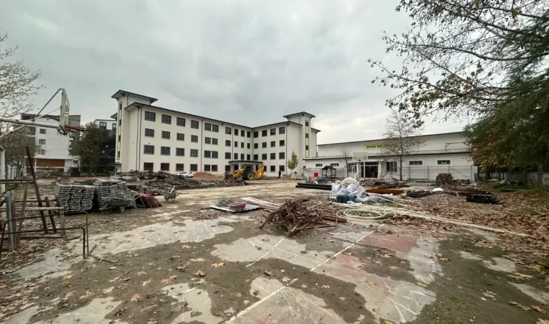 İzmit Namık Kemal Anadolu Lisesi’nin Yeni Binası Hızla Yükseliyor Depreme