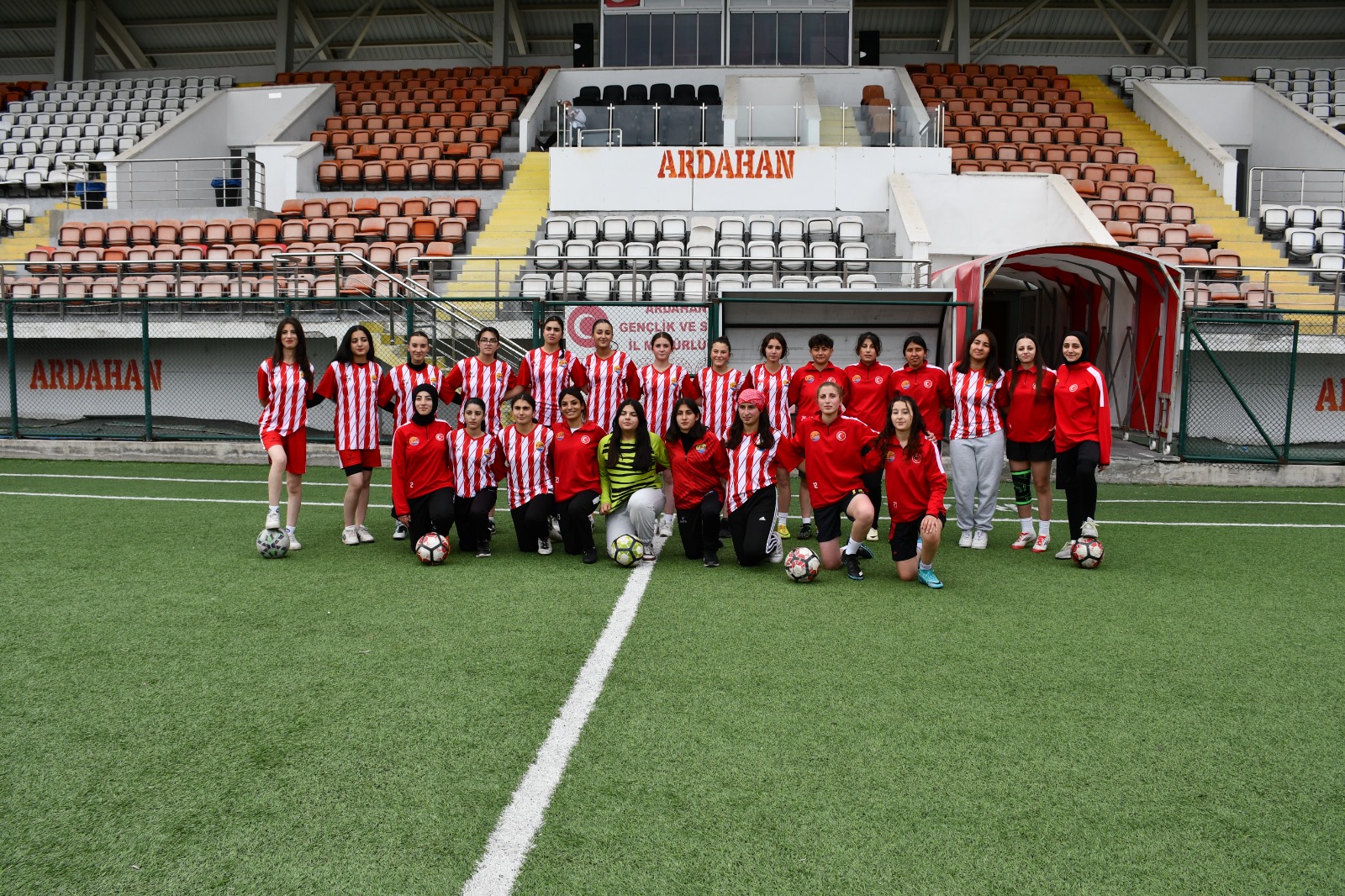 Ardahan Kura Kadın Futbol Takımının Rakipleri Ligde Gol Mücadelesi Başlıyor Ardahan Kura Kadin Futbol Takiminin Rakipleri Ligde Gol Mucadelesi Basliyor