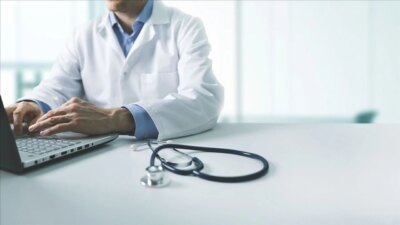 Genç Yaşta İnme Artışı: Riskler ve Önlemler İnme Nedir ve