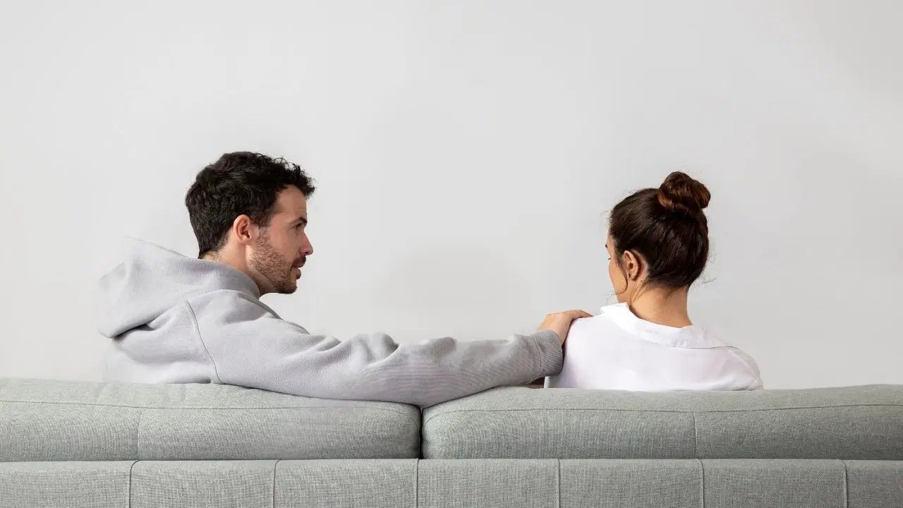 Bugün Sessiz Ceza Veren 3 Burç: Astrolojik Analiz ve İpuçları İlişkide sessiz ceza vermeyi seven 3 burç...