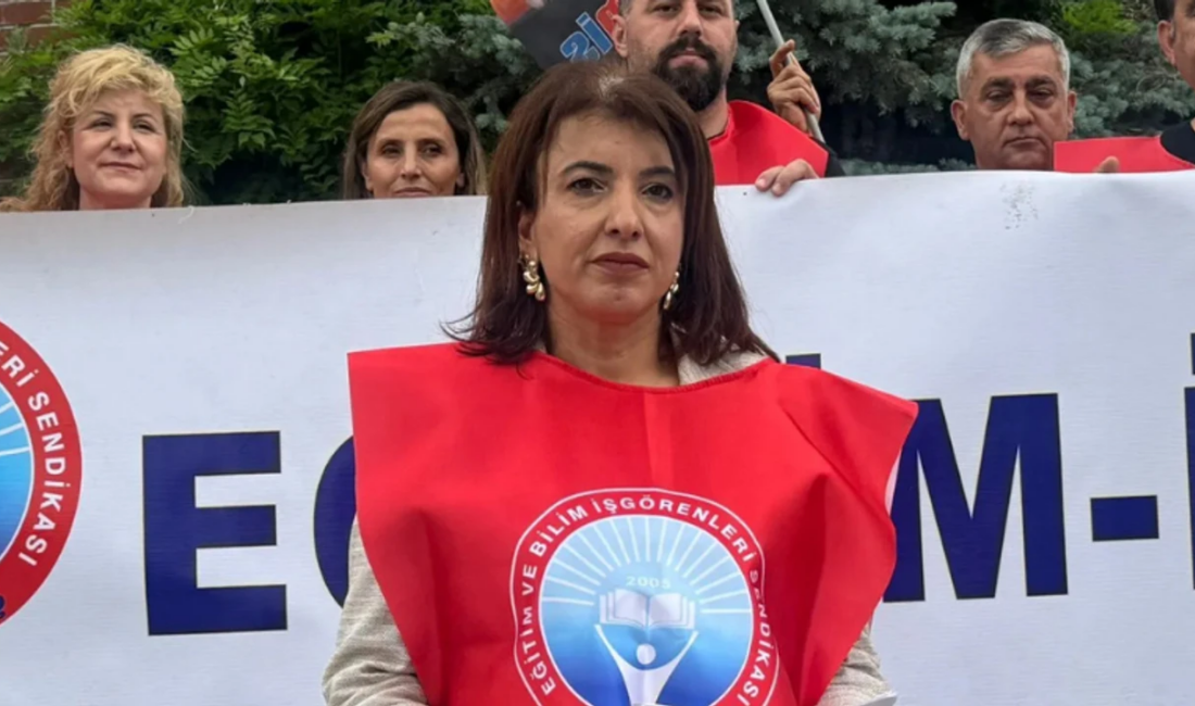 Öğretmenlerin Sorunları ve Eğitimdeki Kriz: Çözüm Önerileri Eğitimde Öğretmenlere Yönelik