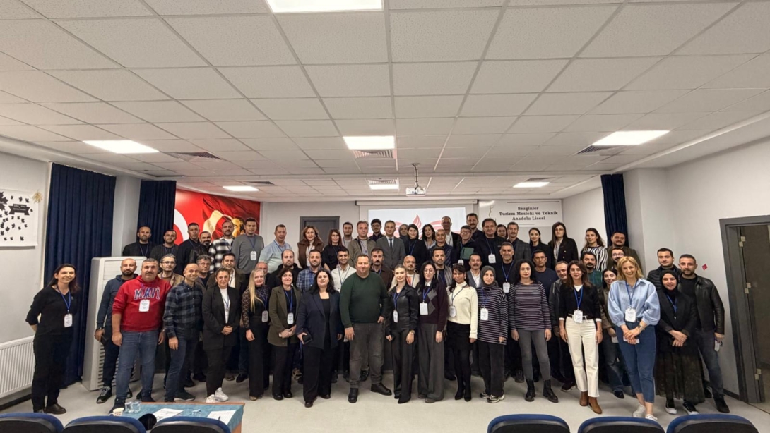 Hizmet İçi Eğitim Faaliyetleri Kapsamında Proje Uygulama ve Yönetimi Kursu