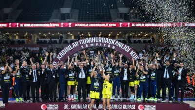 Fenerbahçe Opet, Kadınlar Cumhurbaşkanlığı Kupası’nı Kazandı Fenerbahçe Opet’in Büyüleyici Performansı