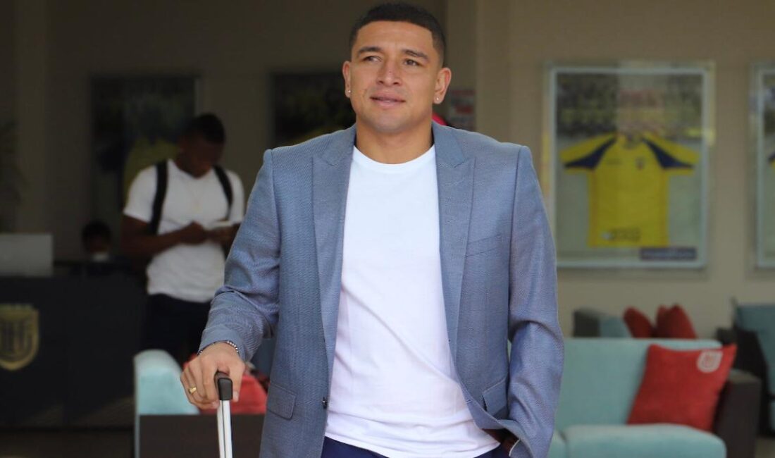 Mario Pineida, Futbolcu ve Barcelona SC’ye Ait Lateral, Silahlı Saldırıda