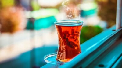 Düzenli Çay Tüketimi, Yaşlı Kadınların Kemik Sağlığını Destekliyor Araştırma Sonuçları