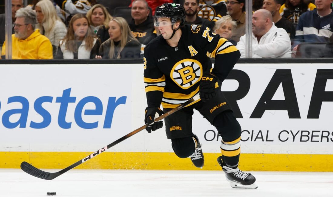 Charlie McAvoy’un Boston Bruins’a Dönüşü: Zor Günlerin Ardından Sahalara Geri