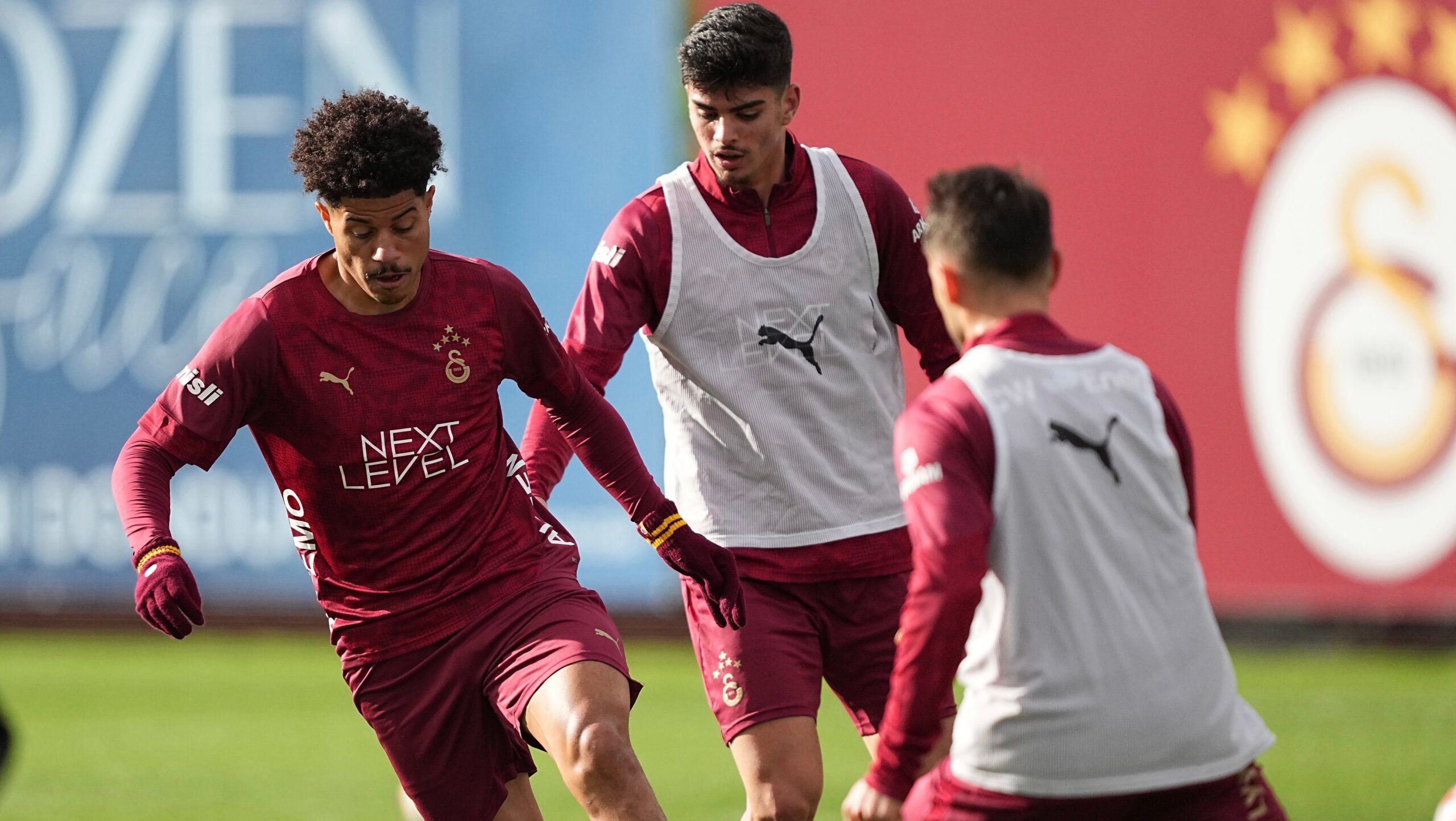 Galatasaray’ın Antalya Maçı Kadrosu Şampiyonluk İçin Belirlendi! TRTSpor