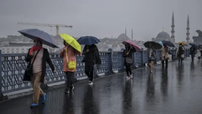 Hava Durumu: Hafta Sonu Yağışlı Geçiyor Flaş Gelişme: Meteoroloji’den Sarı