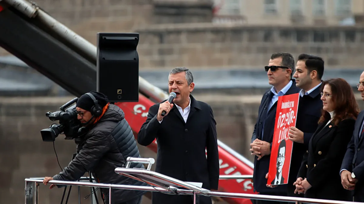 Flaş Gelişme: Özgür Özel’in Kayseri Çıkışına AK Partili Böhürler’den Sert