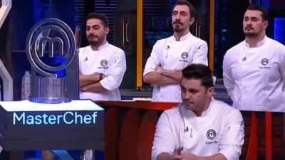 MasterChef’te İlk Finalist Belli Oldu: Özkan Zirveye Çıktı! Özkan’ın Başarısı