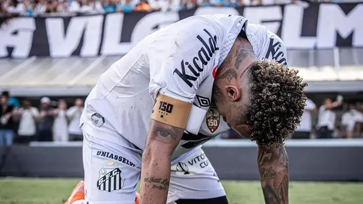 Neymar, Sakatlığına Rağmen Santos’un Yıldızı Olmaya Devam Ediyor Brezilya Ligi’nde