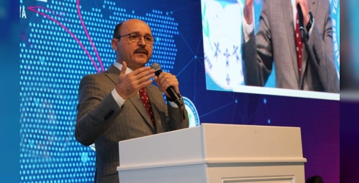 Öğrencilerden Öğretmenlere Saygı: Talip Geylan’dan Uyarı Geylan’ın Değerlendirmesi Türk Eğitim-Sen