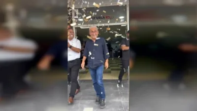 35 Yılını Eğitime Adayan Eray Akdağ, Duygusal Bir Veda Törünü