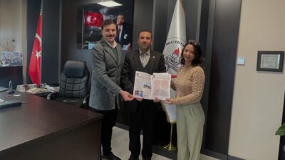 Altınözü’nde 15 Temmuz Çocuk Gazetesi Özel Sayısı Yayınlandı 15 Temmuz’a