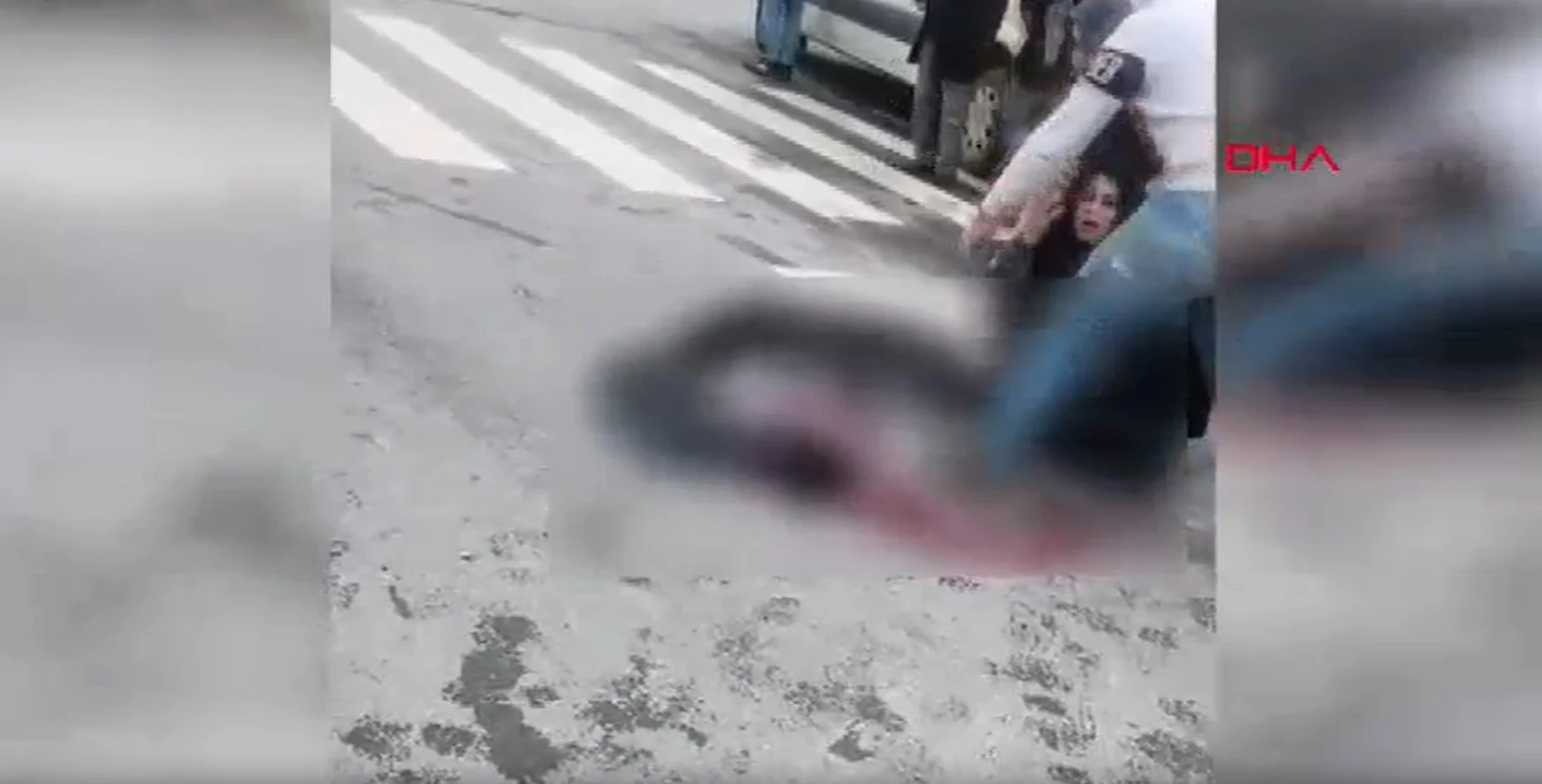 Okul Çıkışında Minibüsün Çarptığı 10 Yaşındaki Çocuk Hayatını Kaybetti Okul Cikisinda Minibusun Carptigi 10 Yasindaki Cocuk Hayatini Kaybetti