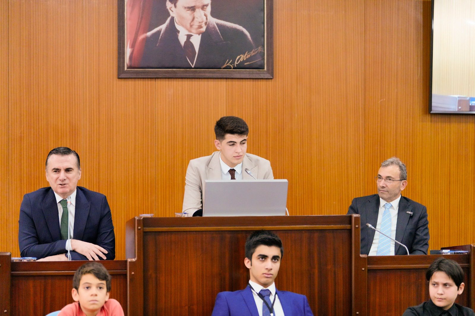 Pendik Öğrenci Meclisi Toplantısı: Üniversite Tercihleri İçin Önemli Kararlar Pendik Ogrenci Meclisi Toplantisi Universite Tercihleri Icin Onemli Kararlar