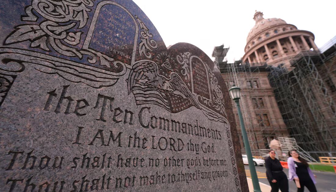 Texas’ta Ten Commandments İle İlgili Sınıf İhtilafı: Aileler Dava Açtı