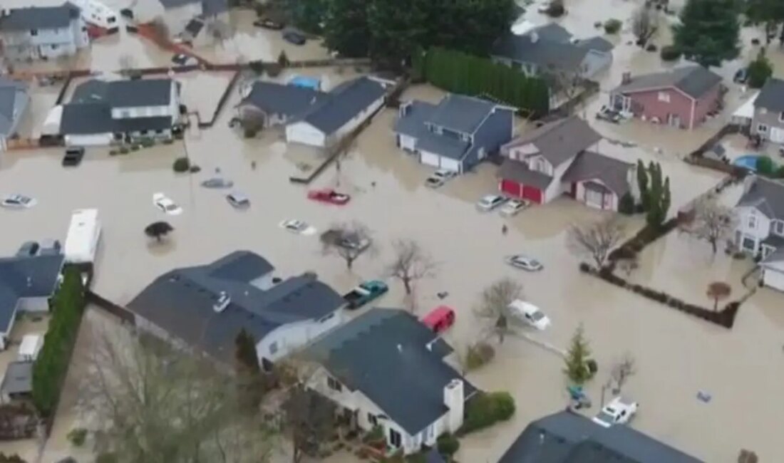Washington’da Sel Felaketi: Levee Çökmesi ve Acil Durum İlanları Sel
