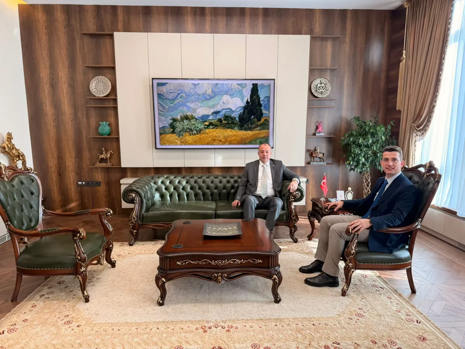 Gündem: ÇTSO Başkanı’ndan Ezine Kaymakamına Ziyaret Flaş Gelişme: Ezine OSB