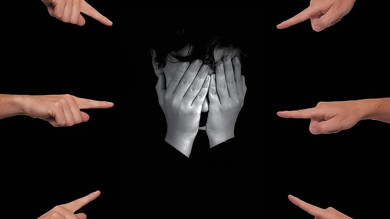 Zorbalık, Üniversite Hayalini Sönükleştiriyor: YÖK Kontenjanı Tehditte! Sınıftaki zorbalık üniversite hayali kuranların hakkını yiyor